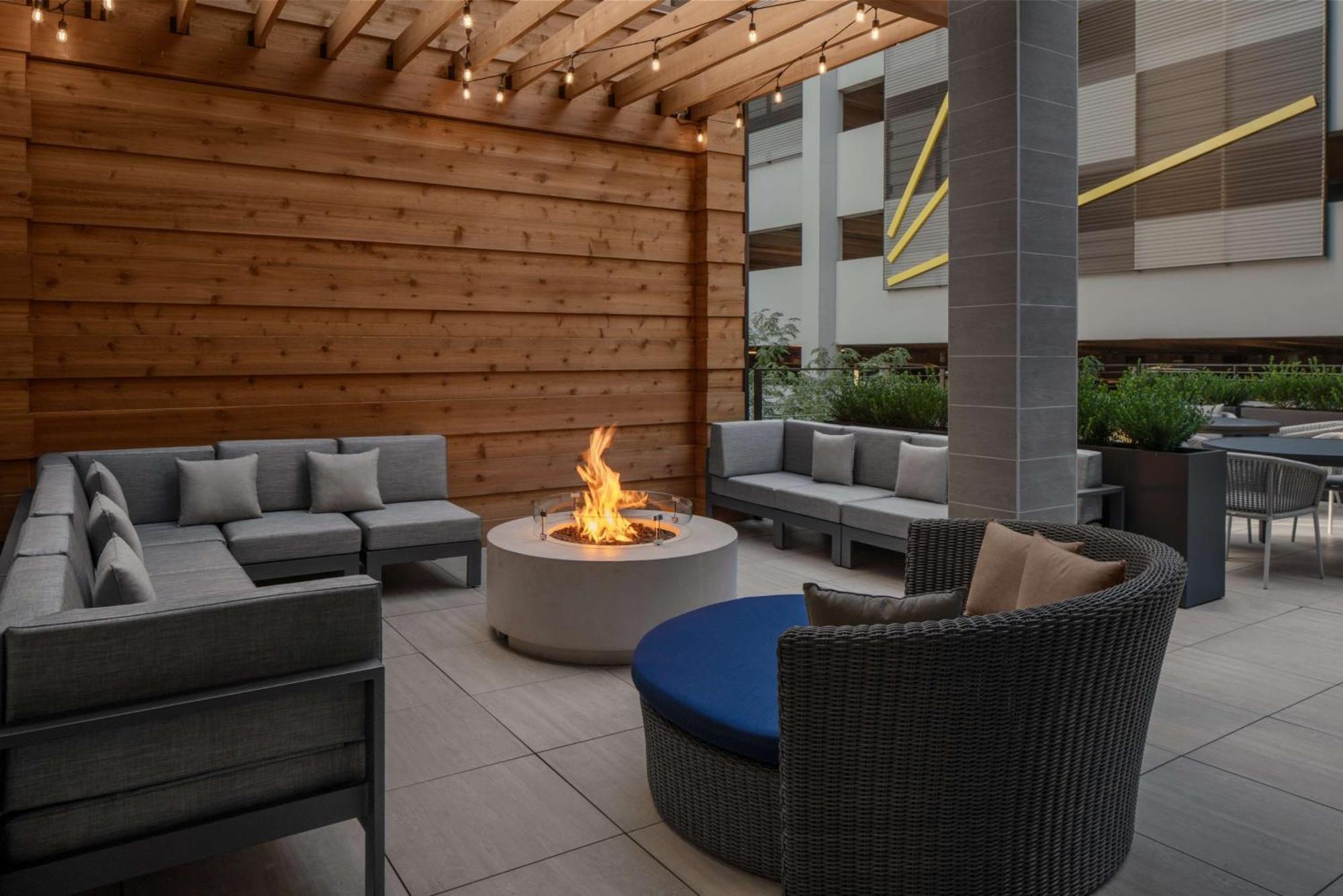 Homewood Suites By Hilton Charlotte Uptown First Ward エクステリア 写真